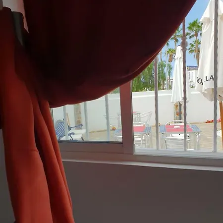 Konukevi Casa Domvs Adeje