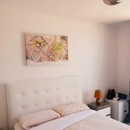 Konukevi Casa Domvs Adeje