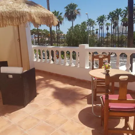 Konukevi Casa Domvs 3*